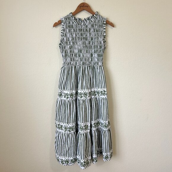 Crown Ivy Dress Womens 4 Sage Green Floral Striped Smocked Sleeveless Midi - Picture 1 of 9